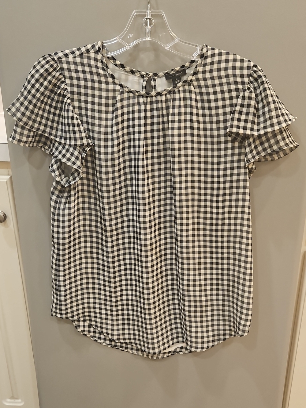 Ann Taylor Womans Black and White Gingham Flutter Sleeve Top